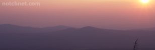 Filename=easton_sunset.jpg
Filesize=43KiB
Dimensions=1084x351
Date added=Sep 04, 2004 easton_sunset.jpg